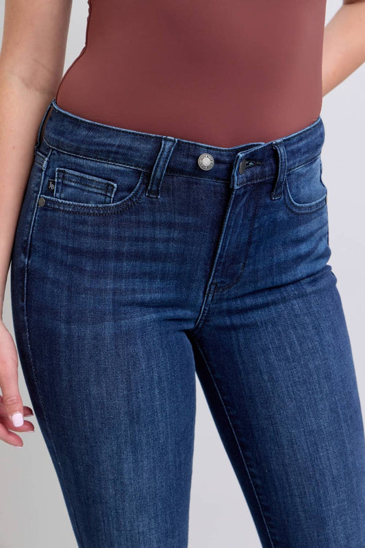 Mr Skinny w/ Raw Hem