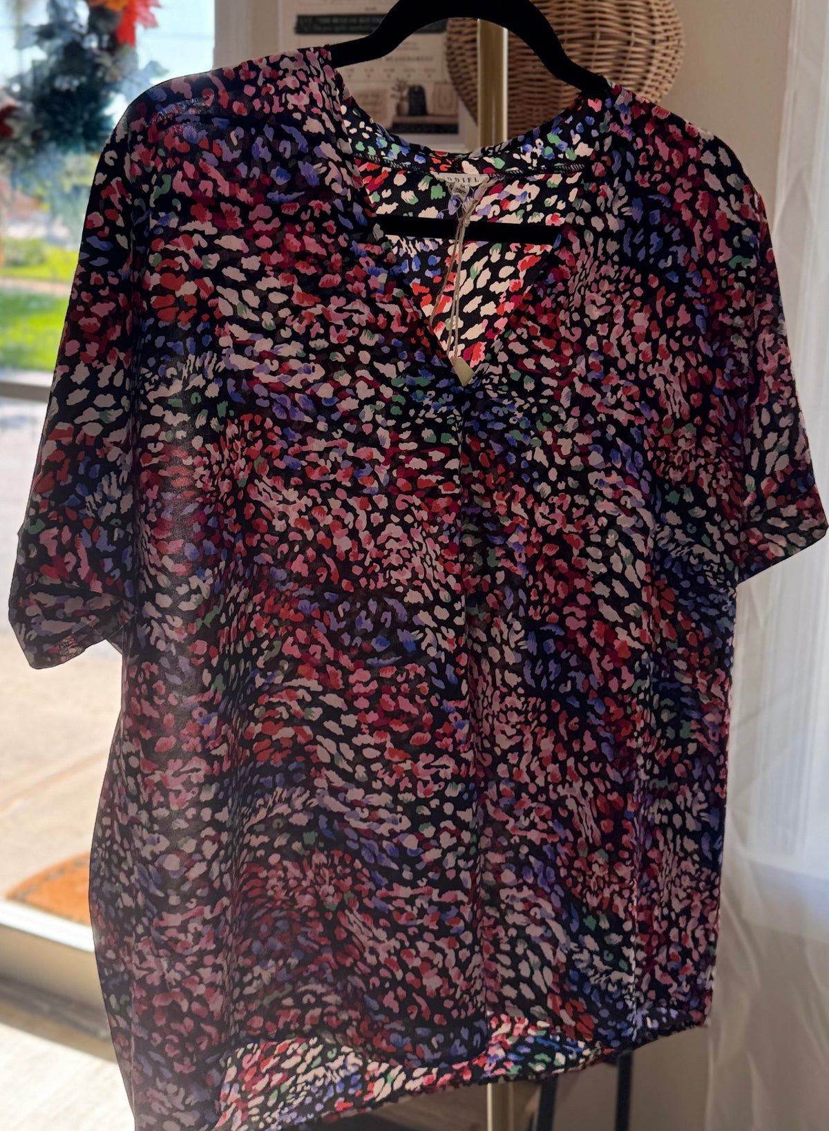 Colorful Leopard Airflow Blouse